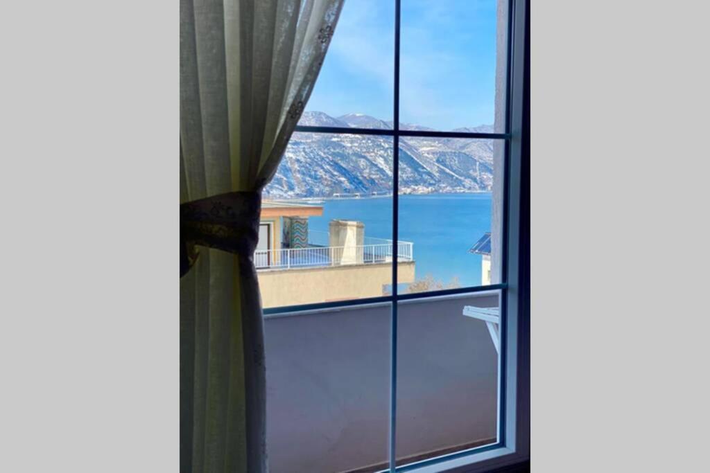 Cozy Lake Front Flat Bequeme Wohnung An Der See Pogradec Zewnętrze zdjęcie